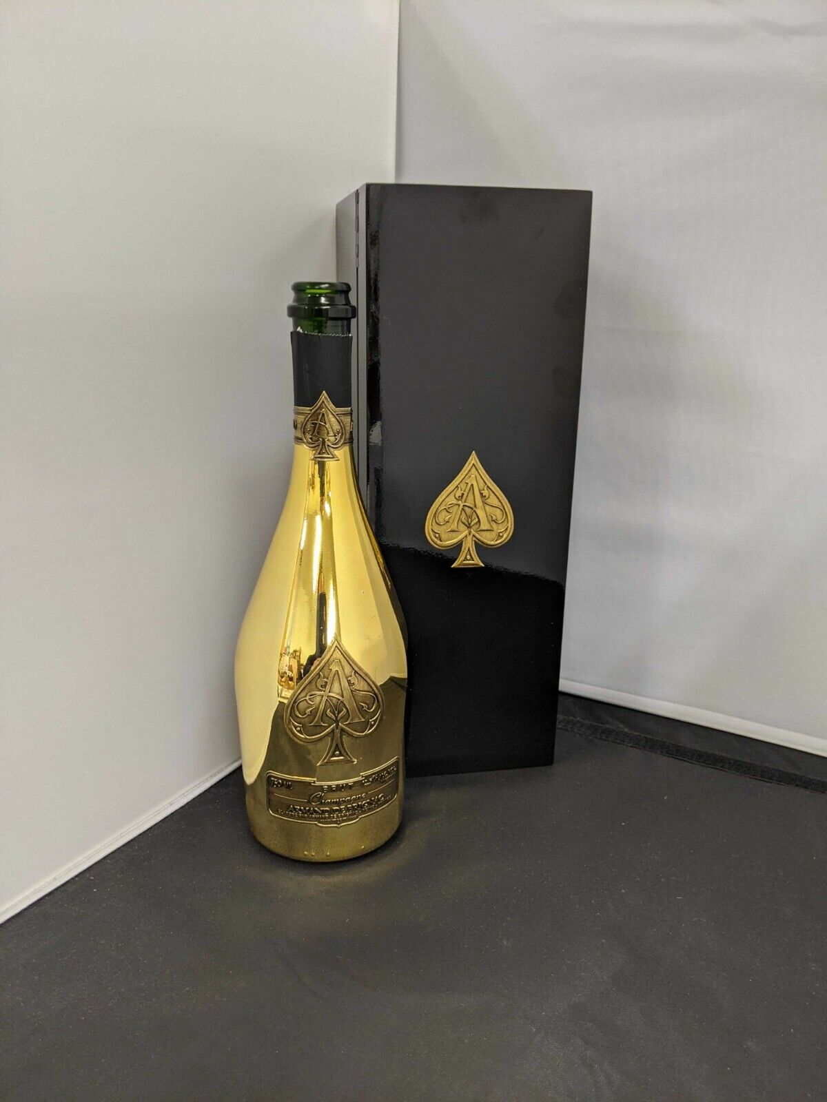 Armand De Brignac Ace of Spades Set of 5 Color Empty Bottles w/ Box Excellent !!